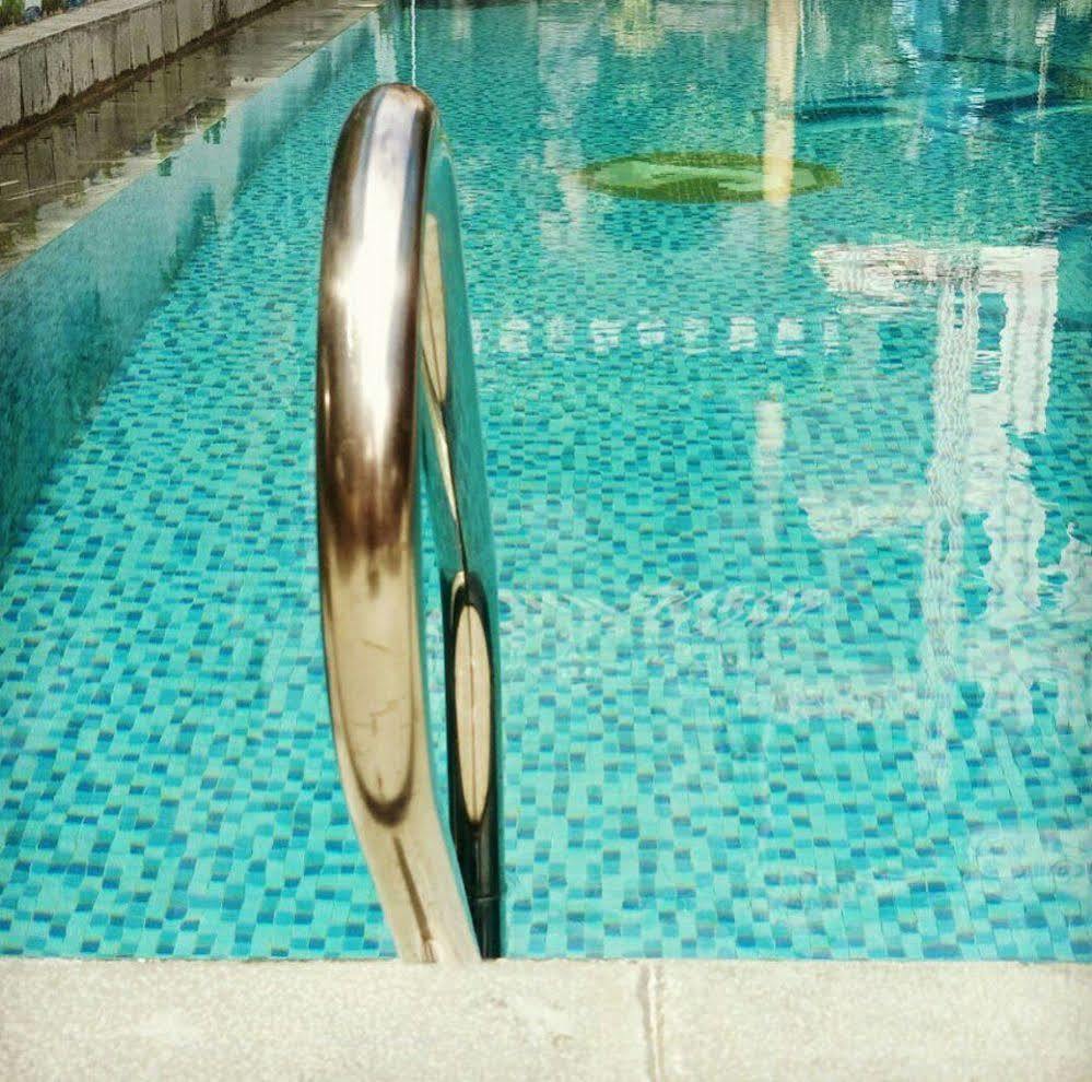 Jiny Tran Hotel Duong Dong  Bagian luar foto