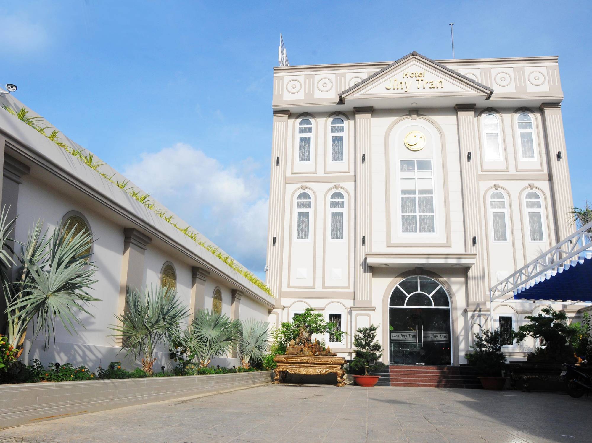 Jiny Tran Hotel Duong Dong  Bagian luar foto